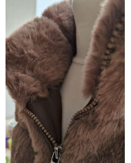 Veste imitation fourrure sans manches Lucie Veste imitation fourrure sans manches Lucie