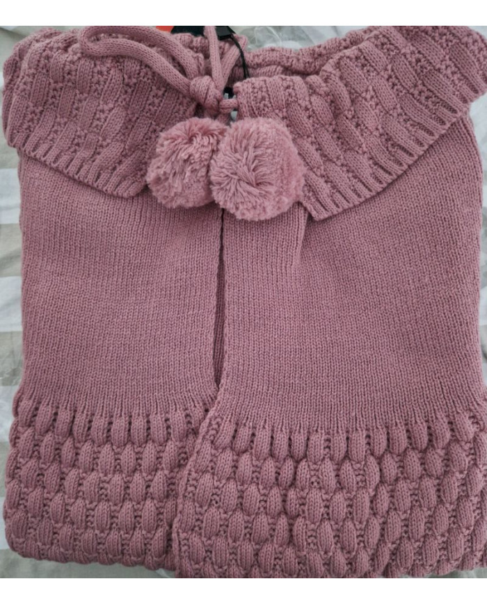 Liseuse  ou capeline à pompon